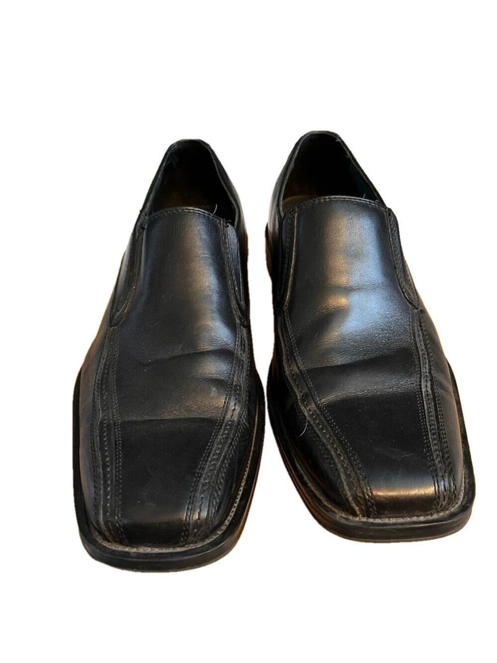 Mens 10.5 Claiborne black leather and man made loafers